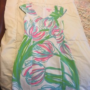 Lilly Pulitzer V-neck Shift dress